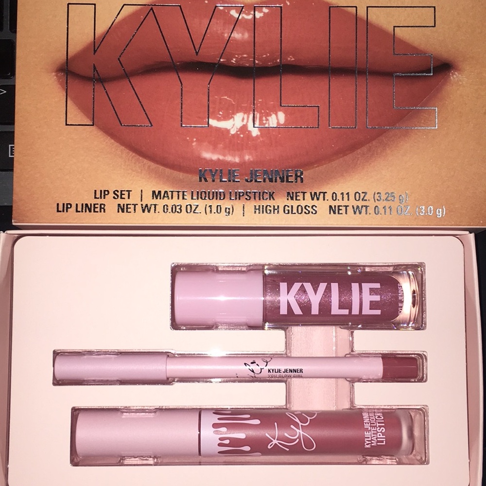 Kylie Cosmetics You Glow Girl trio lip set